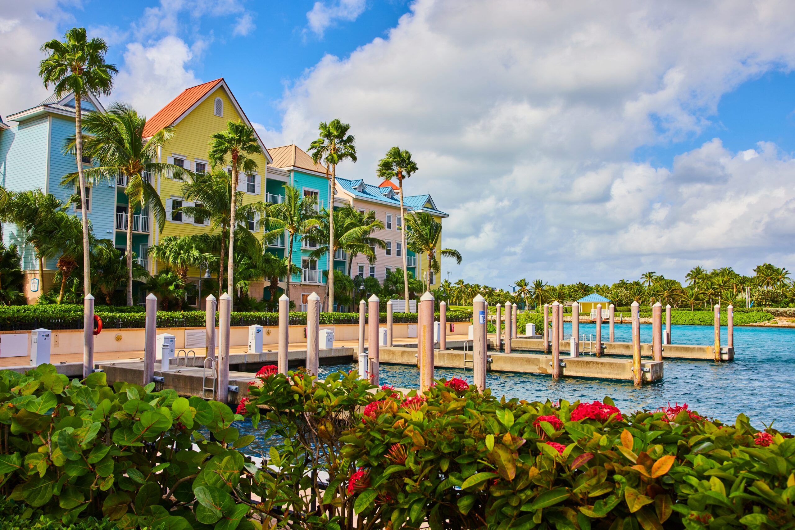 I was born and raised in The Bahamas. Here are 11 of the biggest mistakes I watch tourists make.